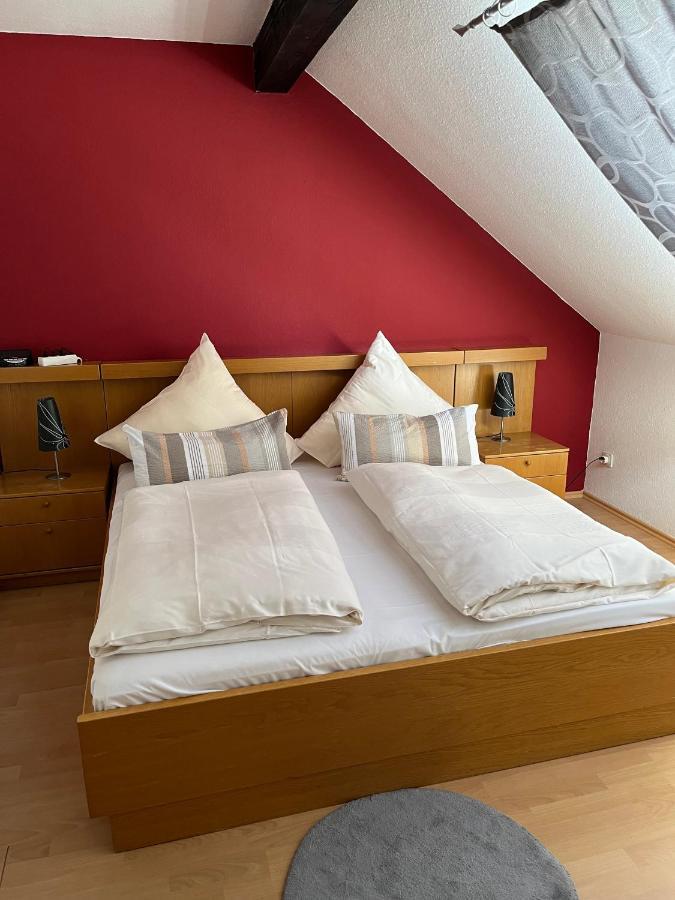 Gasthof Zur Post Hotel - Restaurant Breckerfeld Buitenkant foto